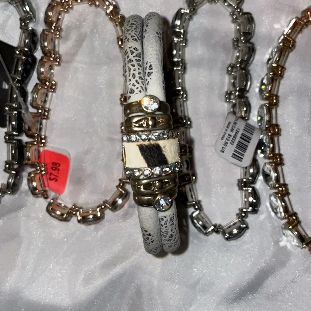 NWT bracelet lot​​ - Picture 5 of 6